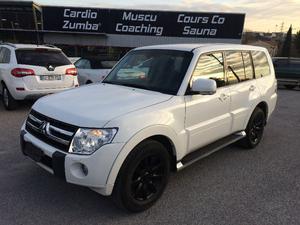 MITSUBISHI PAJERO  