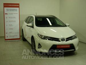Toyota AURIS TOURING SPORTS 90 D-4D SkyBlue blanche