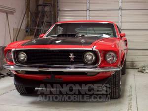 Ford Mustang  rouge