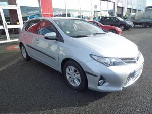 TOYOTA AURIS  