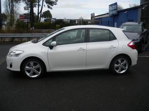 TOYOTA AURIS  