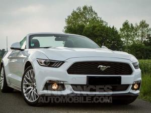 Ford Mustang CONVERTIBLE 2.3 L ECOBOOST MALUS COMPRIS blanc