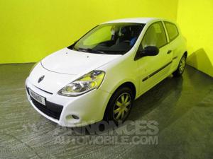 Renault CLIO III STE 1.5 DCI 75CH AIR ECOA2 3P blanc