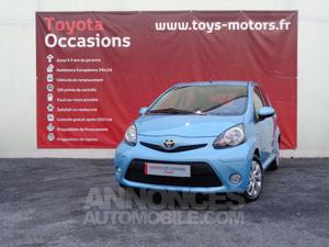 Toyota AYGO 1.0 VVT-i 68ch Dynamic 5p bleu clair