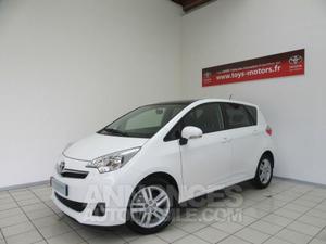 Toyota VERSO S 100 VVT-i SkyView blanc