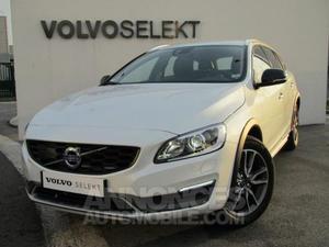 Volvo V60 Cross Country Dch Summum Geartronic 8 blanc