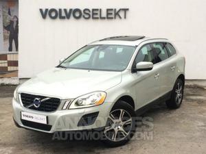 Volvo XC60 D3 Summum AWD Geartronic blanc cosmique