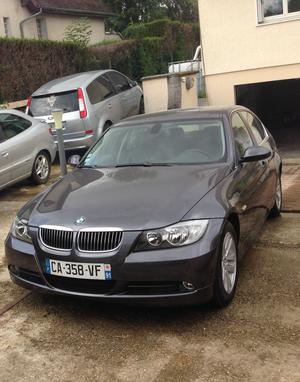 BMW 325i 218ch Luxe A