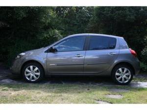 Renault Clio III (2) 1.2 TCE 100 EXCEPTION 5P d'occasion