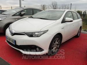 Toyota AURIS TOURING SPORTS HSD 136h Dynamic blanc pur