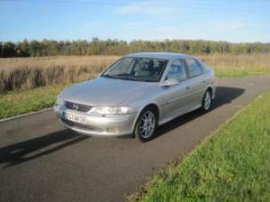 Opel Vectra 2.2i 16V Sport d'occasion