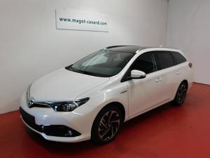 TOYOTA Auris Touring Sports HSD 136h TechnoLine 