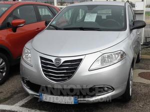 Lancia YPSILON 1.2 8v Elefantino Pack StopStart 5p gris