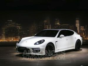 Porsche Panamera GTS PDK blanc
