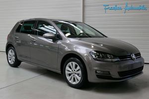 VOLKSWAGEN Golf VII 1.6 TDI 110 BLUEMOTION