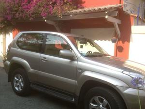 TOYOTA Land Cruiser 165 D-4D VX A