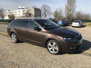 SKODA Octavia Combi 2.0 TDI 150 ch CR FAP 4x4 Green Tec