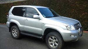 TOYOTA Land Cruiser 165 D-4D VX A