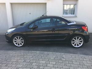 PEUGEOT 207 CC 1.6 HDi 16V 110ch FAP BLUE LION Féline