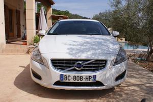 VOLVO V60 D ch Momentum