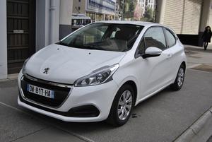 PEUGEOT  BlueHDi 75ch BVM5 Active