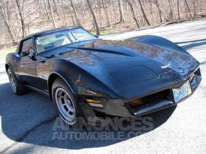 Chevrolet Corvette C3 noir laqué