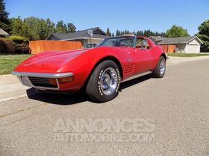 Chevrolet Corvette C3 rouge laqué