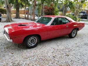 Plymouth Barracuda coupé rouge laqué