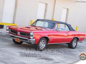 Pontiac GTO Convertible rouge laqué