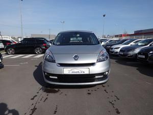 RENAULT Scénic III Expression dCi Places + GPS