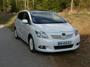 TOYOTA Verso 126 D-4D 7pl SkyView Edition