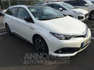 Toyota AURIS TOURING SPORTS HSD 136h Salomon blanc nacre