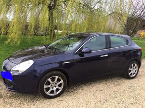 ALFA ROMEO Giulietta 1.6 JTDm 105 ch S&S Distinctive