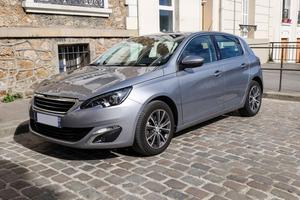 PEUGEOT  BlueHDi 120ch S&S BVM6 Allure