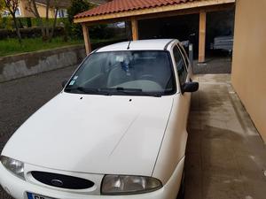 FORD Fiesta 1.8 D Studio