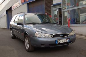 FORD Mondeo 1.8 TD 90CH NORDIC