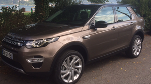 LAND-ROVER Discovery Sport Mark I Si4 HSE Luxury A