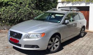 VOLVO V70 D Momentum Geartronic A