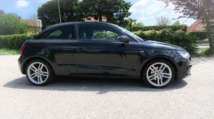 AUDI A1 1.6 TDI 105 S line