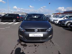 VOLKSWAGEN Polo Confortline TSI 90 + Navigation BEATS