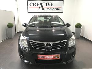 TOYOTA Avensis 150 D-4D LOUNGE  KMS