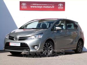 Toyota VERSO 124 D-4D SkyView 5 places gris platine metalise