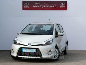 Toyota YARIS HSD 100h Dynamic 5p blanc nacre