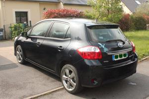 TOYOTA Auris Hybride 136h Millenium 17"