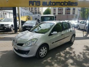 RENAULT Clio III 1.5 DCI 105CH LUXE DYNAMIQUE 5P
