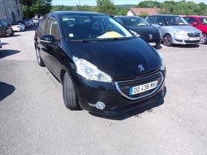 Peugeot 208 ALLURE 1L6 E-HDI 92 CV CLIM GPS RADAR 5 PORTES