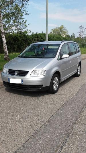 VOLKSWAGEN Touran S TDI 140 Confort DSG 7pl