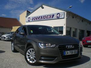 AUDI A3 1.6 TDI 105CH FAP AMBIENTE