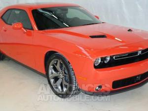 Dodge Challenger V6 3.6 L SXT PLUS orange
