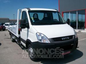 Iveco DAILY CCB 35C15 DEPANNEUSE blanc
